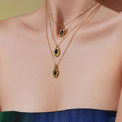 Light Luxury Black Agate Flower Necklace Stainless Steel Waterproof