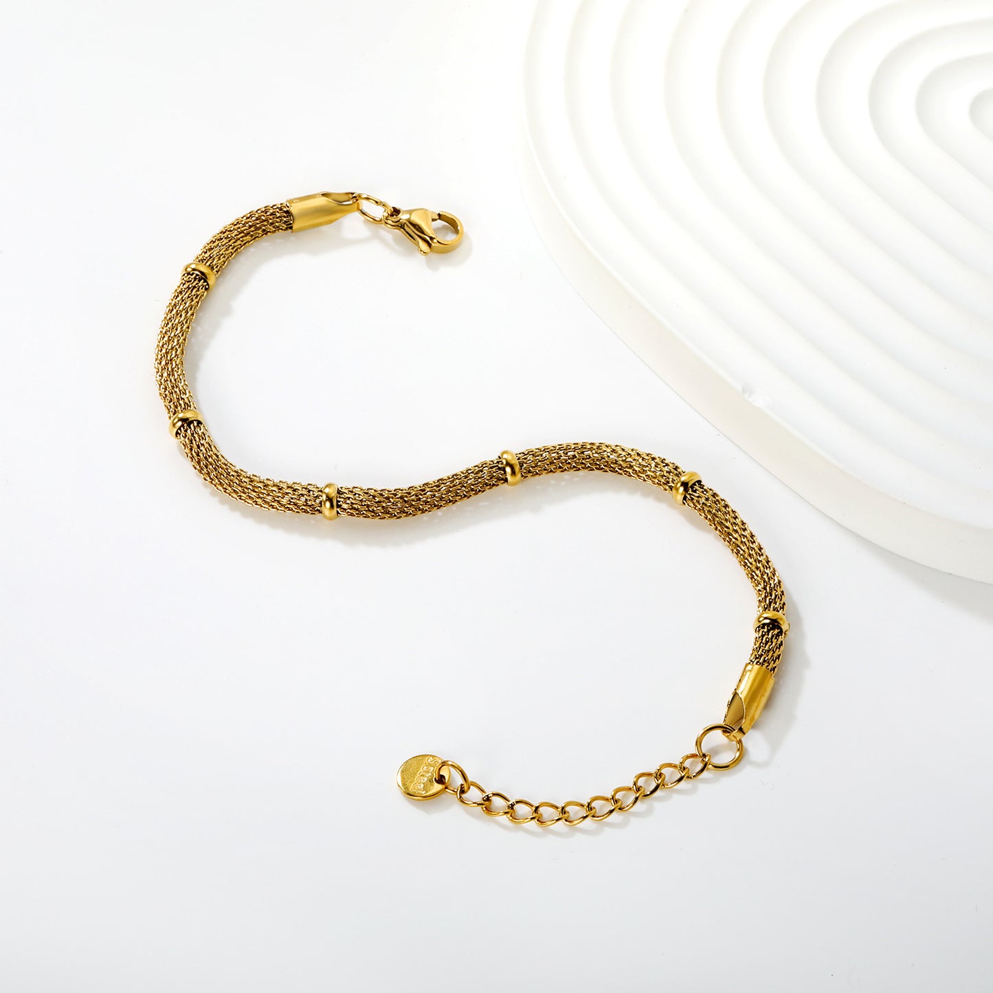Wholesale Waterproof PVD Gold Relief-Textured Mesh & Cylinder Bracelet