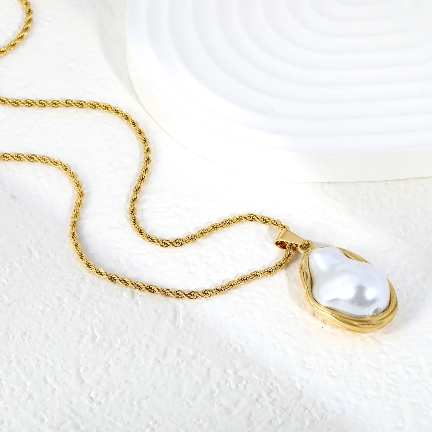 15g Heavy Baroque Pearl Stainless Steel Statement Necklace