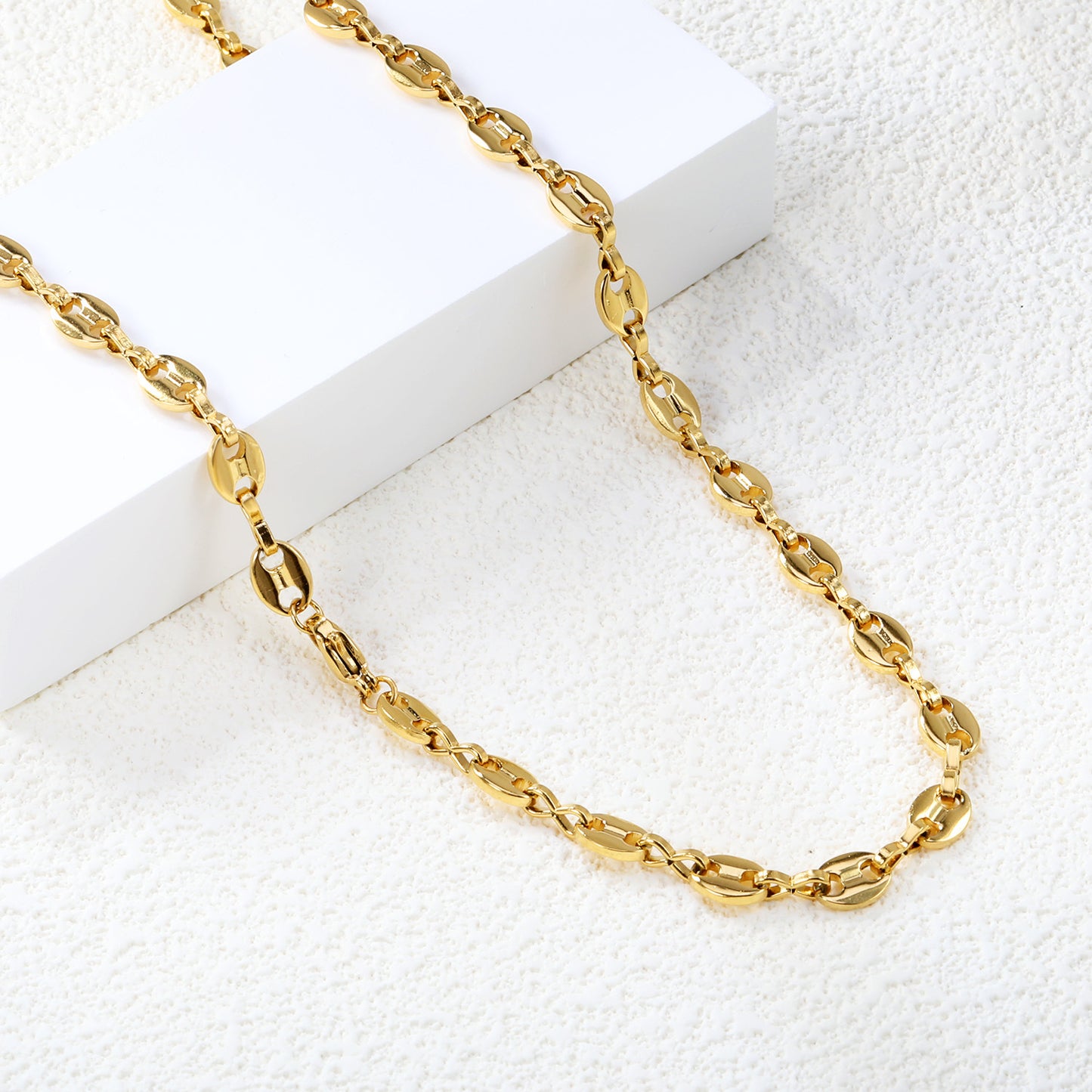 Bulk PVD Gold Minimalist Oval Link Chain Necklace Waterproof