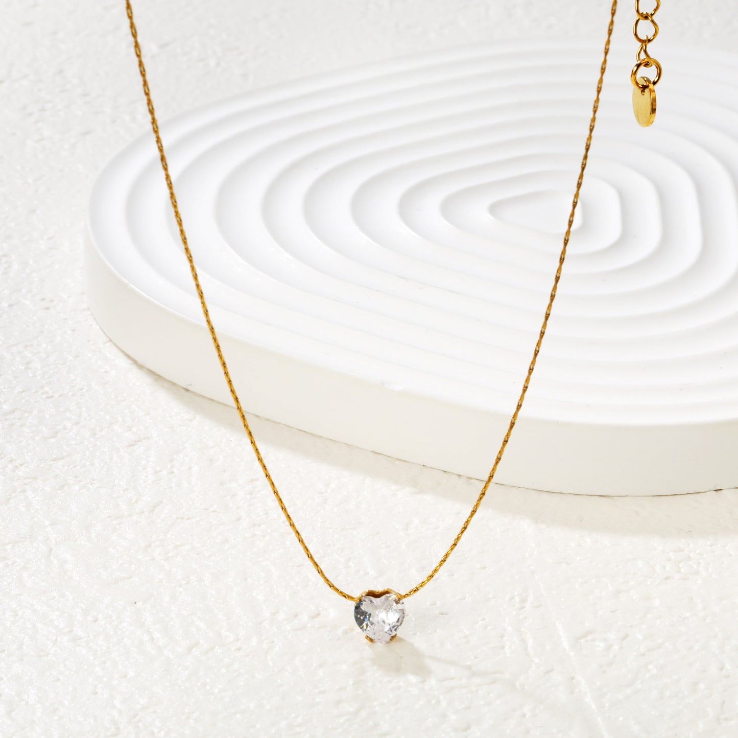 Wholesale Waterproof PVD Gold Heart Cubic Zirconia Dainty Necklace