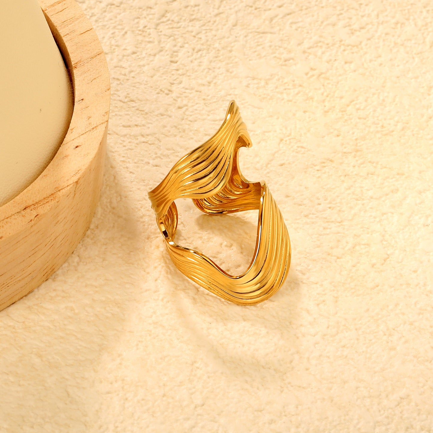 304L Stainless Steel Hollow Ripple Ring Supplier - 18K PVD Gold Plated