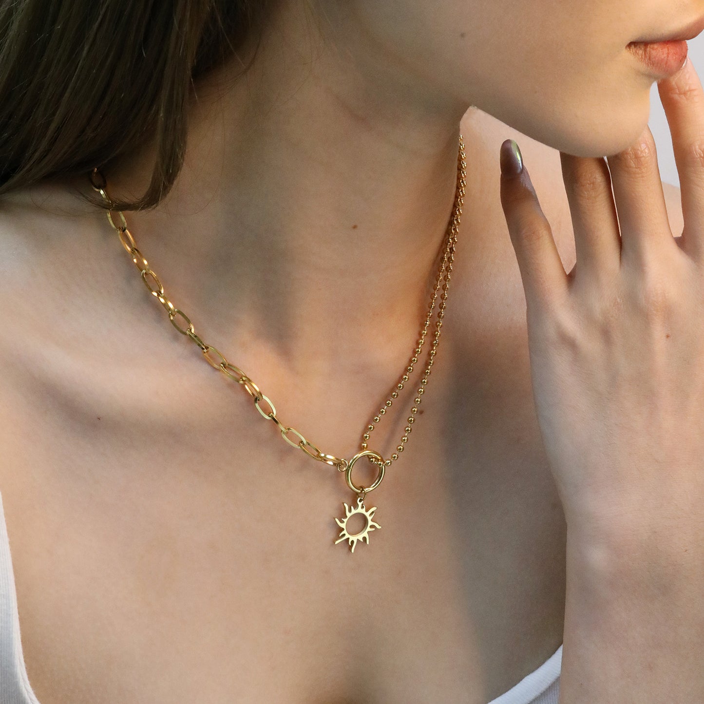 Wholesale Waterproof PVD Gold Layered Sun Silhouette Necklace