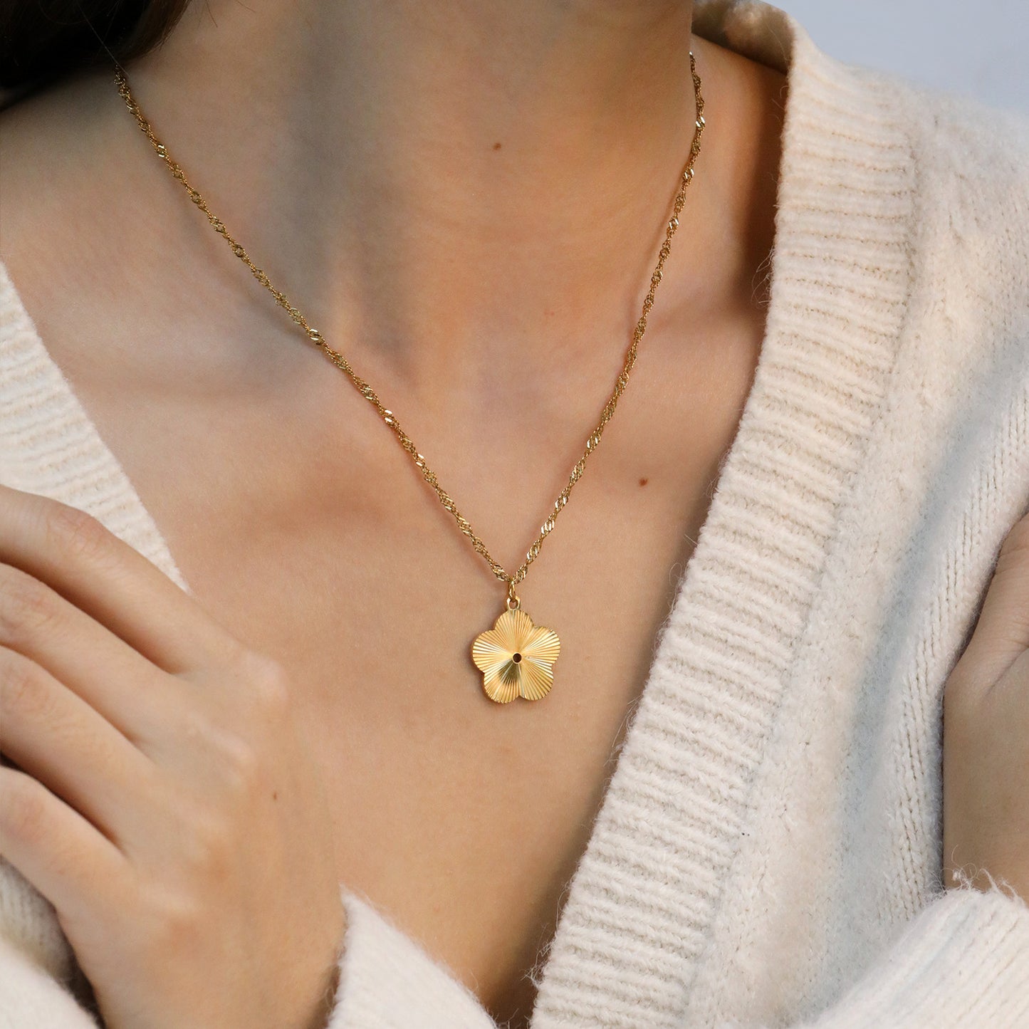 304L Stainless Steel Lucky Clover Pendant Necklace Bulk Supplier