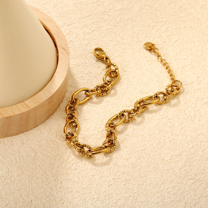 Wholesale Waterproof PVD Gold Sculpted Hollow Motif Oval Link Bracelet