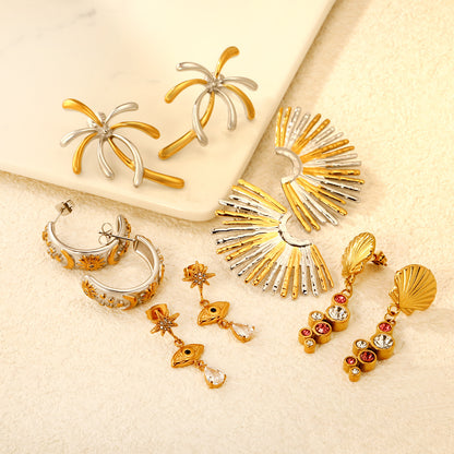 Wholesale Waterproof PVD Gold/Silver Sculpted Palm Tree Studs