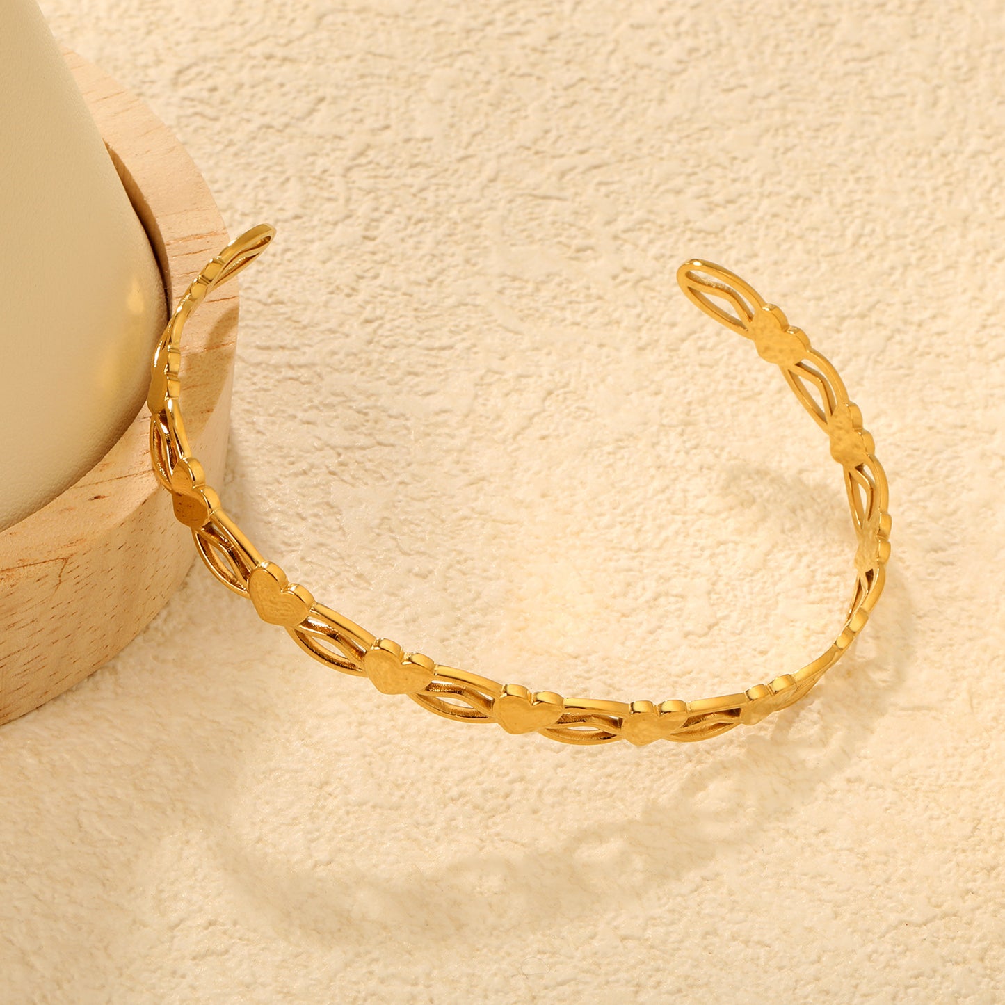 Hypoallergenic 304L Stainless Steel Heart Bracelet | Gift for Girl