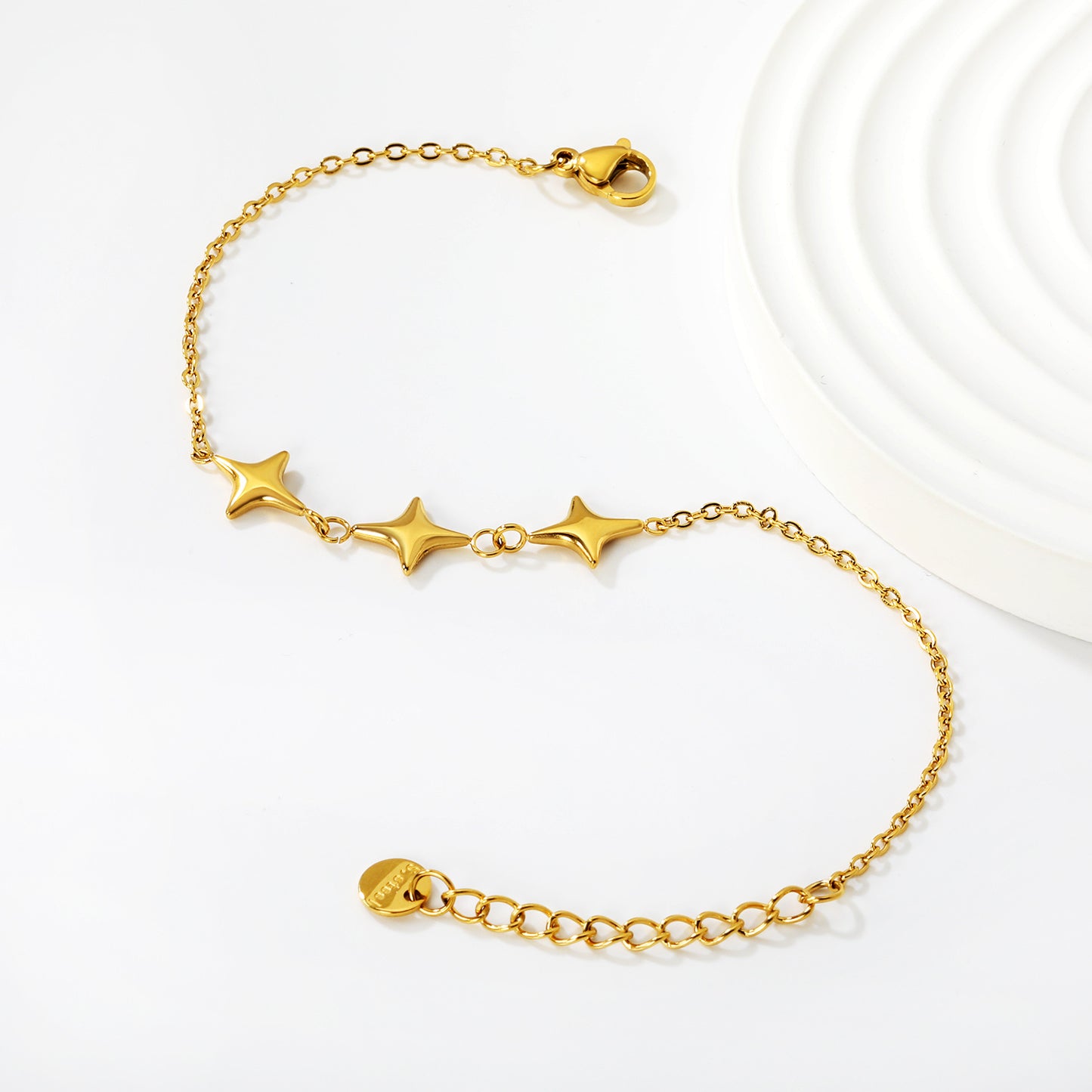 Wholesale Waterproof PVD Gold 4-Point Star Spaced Dainty Bracelet
