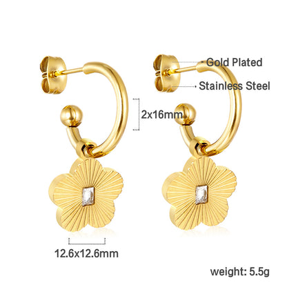 Wholesale 18K Gold Sweet and Charming Flower Diamond Stud Earrings