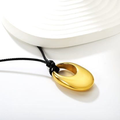 Wholesale Waterproof PVD Leather Cord Oval Ring Pendant Necklace