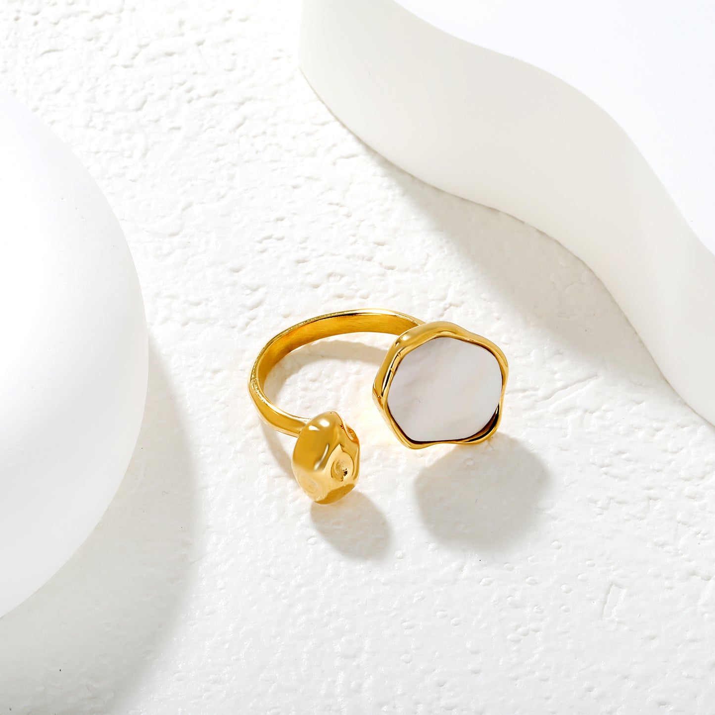 Wholesale Waterproof PVD Irregular Oval Open Ring White Shell & Tiger Eyes