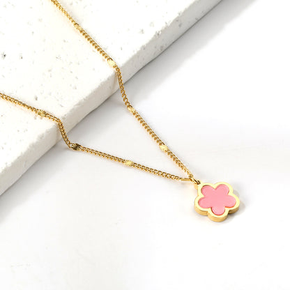Wholesale Stainless Steel Five - petal Flower Pendant Necklace Elegant Style