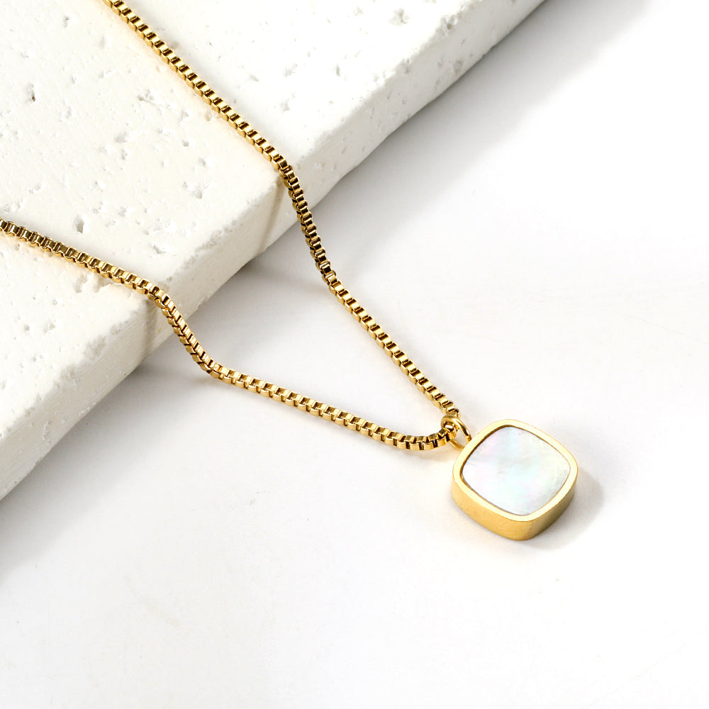 Wholesale Square Mother of white shell Necklace Simple Noble Style