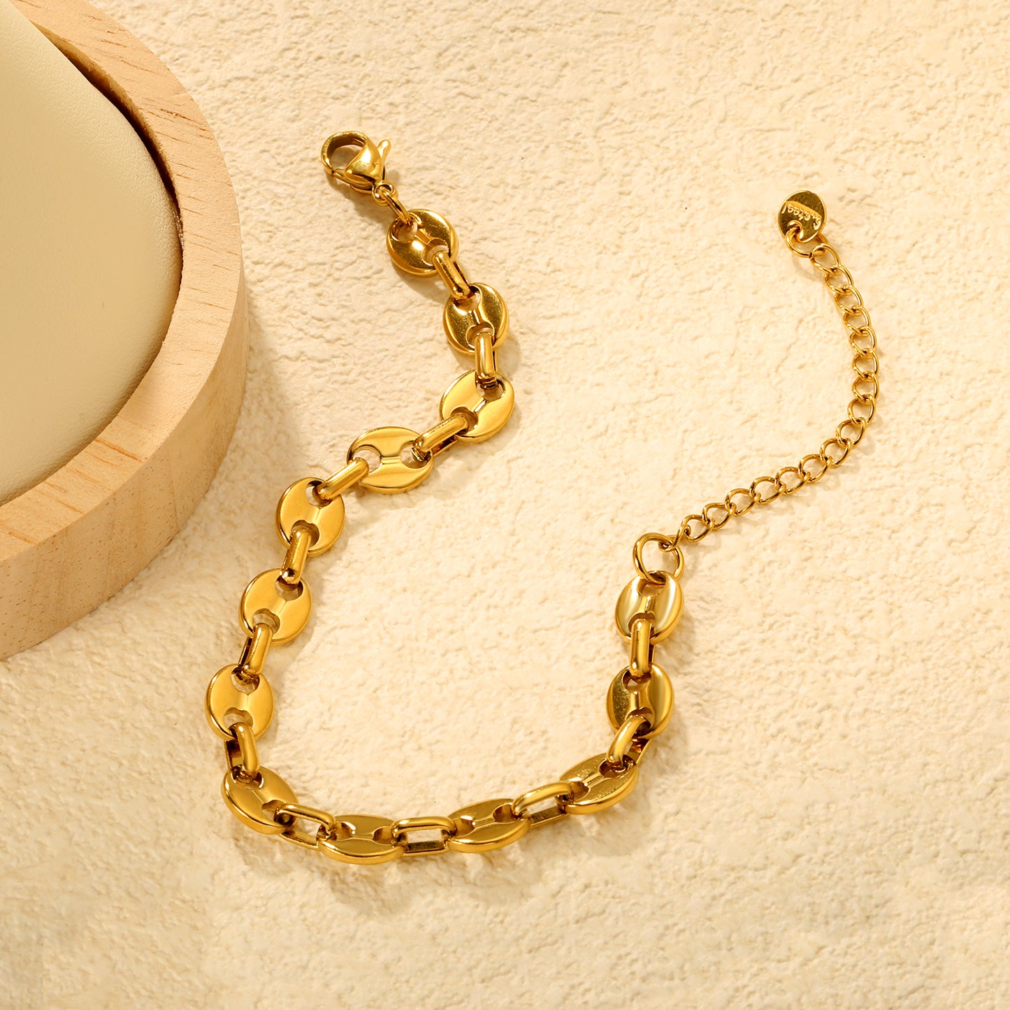 Wholesale Waterproof PVD Gold Niche Pig Nose Link Bracelet