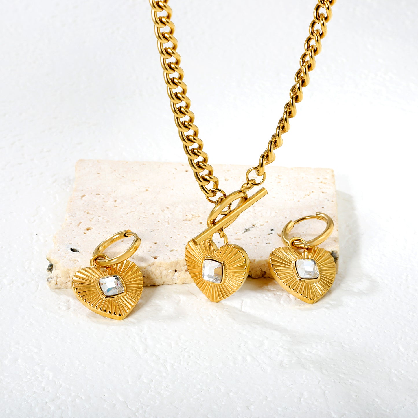 Wholesale Waterproof PVD Pave Heart Jewelry Set (Necklace/Earrings) White & Black & Green CZ
