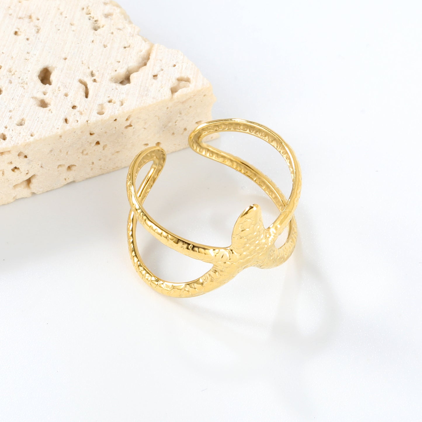 Wholesale Starfish-Inspired Wrapped 18K Gold Stainless Steel Ring