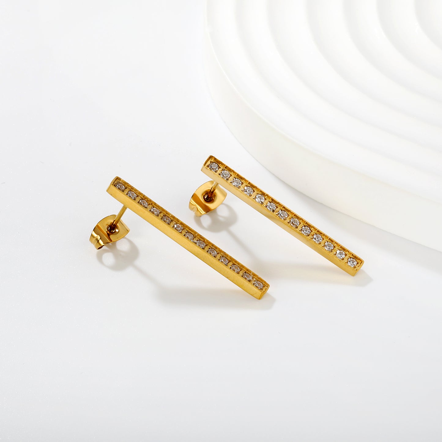 Bulk Waterproof PVD Gold CNC Straight Line Diamond Studs