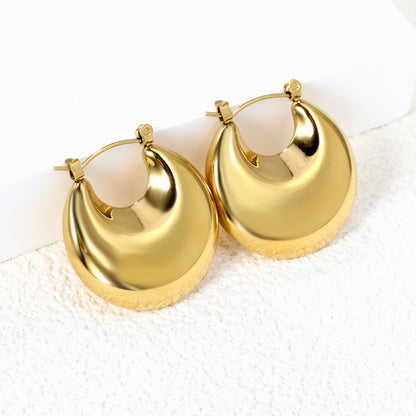 Wholesale Hollow - Patterned Gold U - shaped Earrings for Accessory Vendors