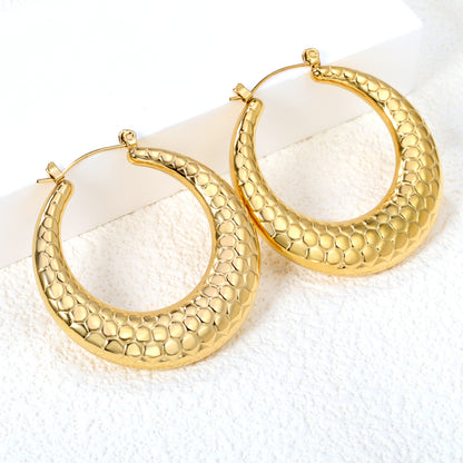 Wholesale Sleek Curved Gold Hoop Earrings for Jewelry Suppliers