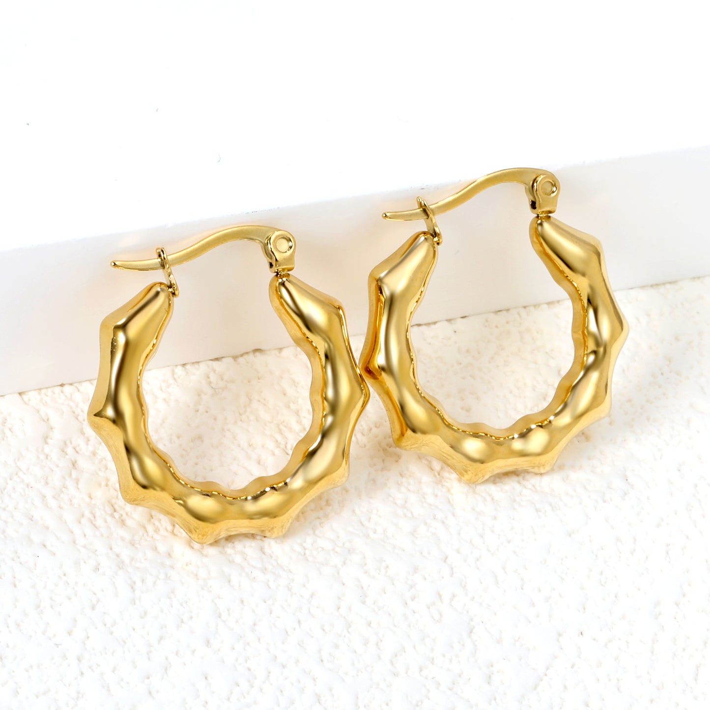 Wholesale Edgy Irregular - Texture Gold Hoop Earrings for Accessory Vendors
