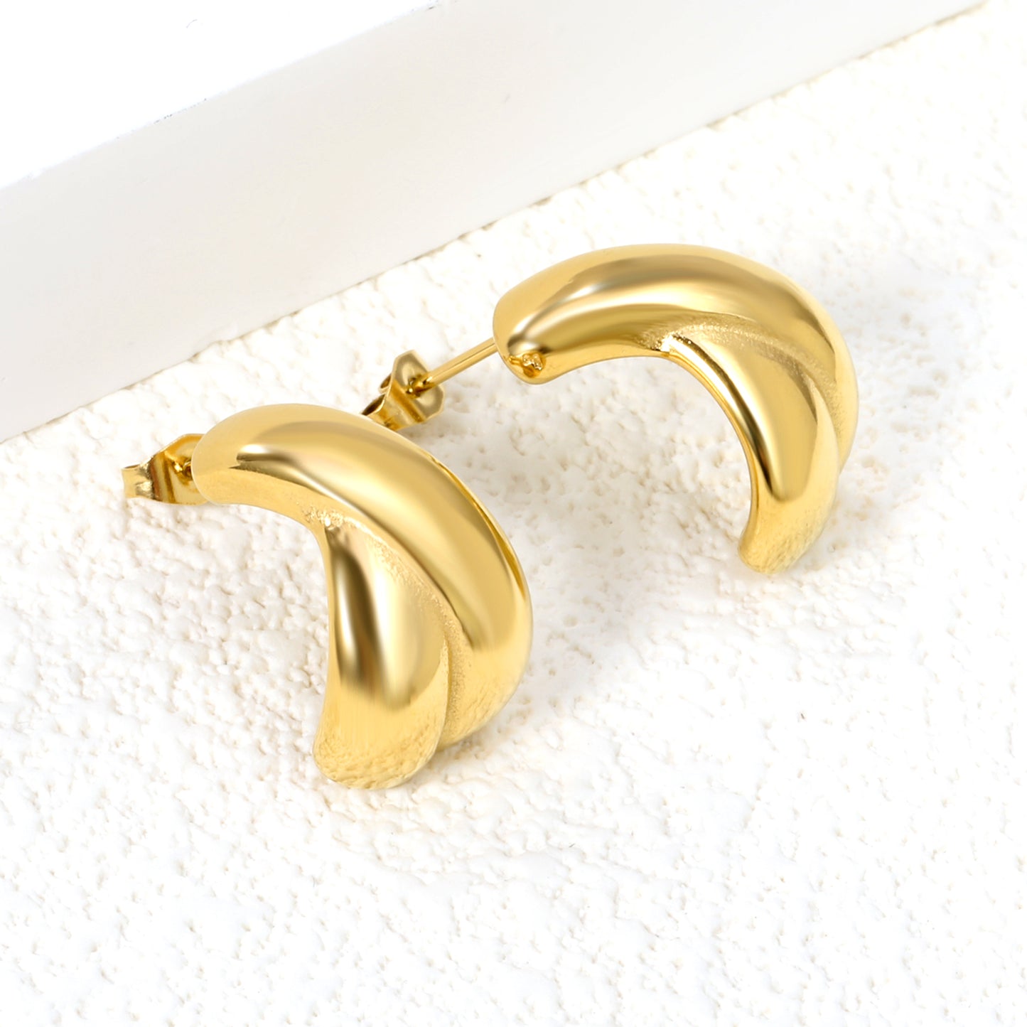 Bulk Crescent Shaped Earrings Sleek Design