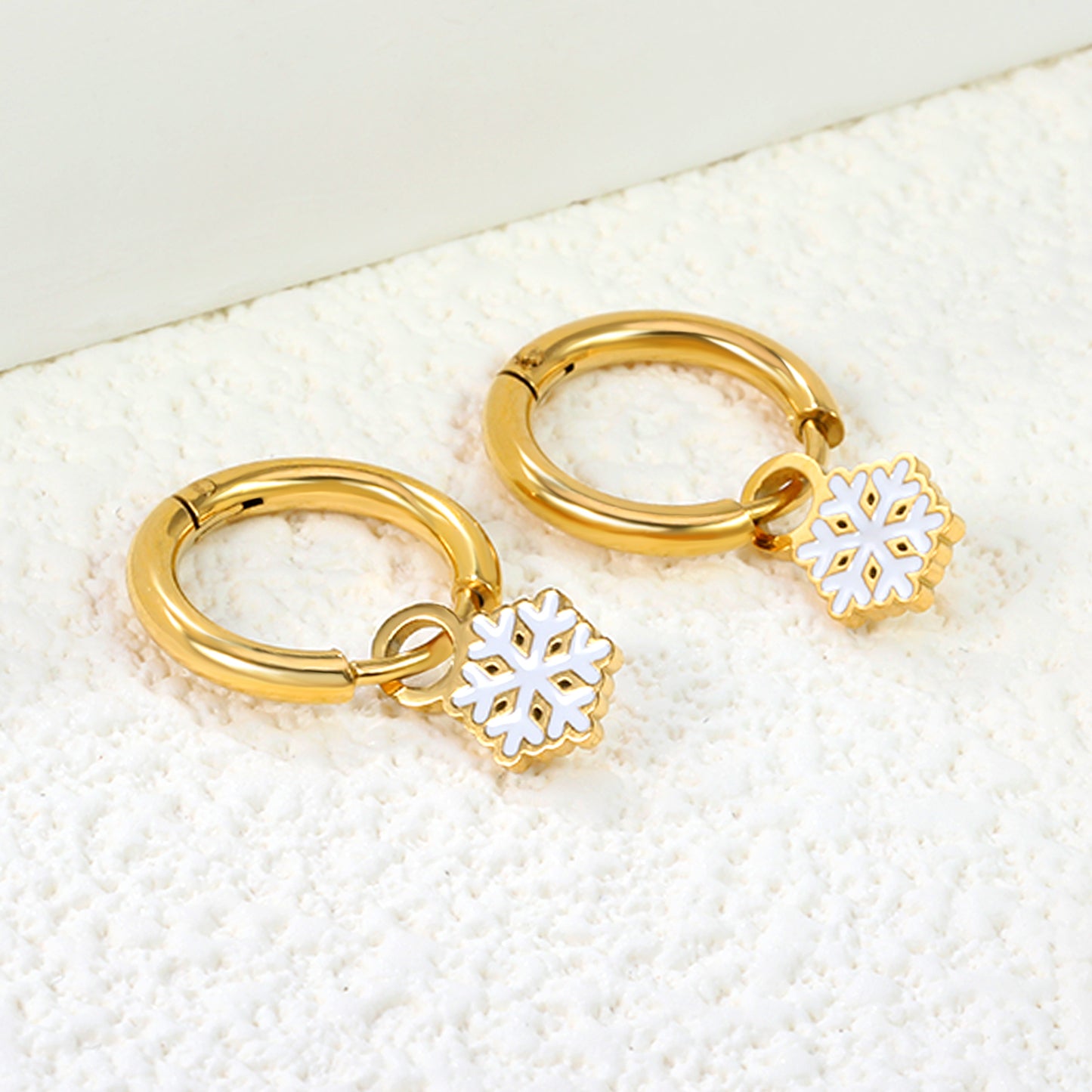 Wholesale stainless steel circle snowflake & white drop oil earrings