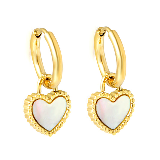 Wholesale stainless steel round pearl heart-shaped earrings with white shell decoration.