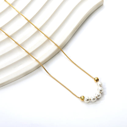 Wholesale Stainless Steel 5 White Pearls 2 Steel Beads Necklace