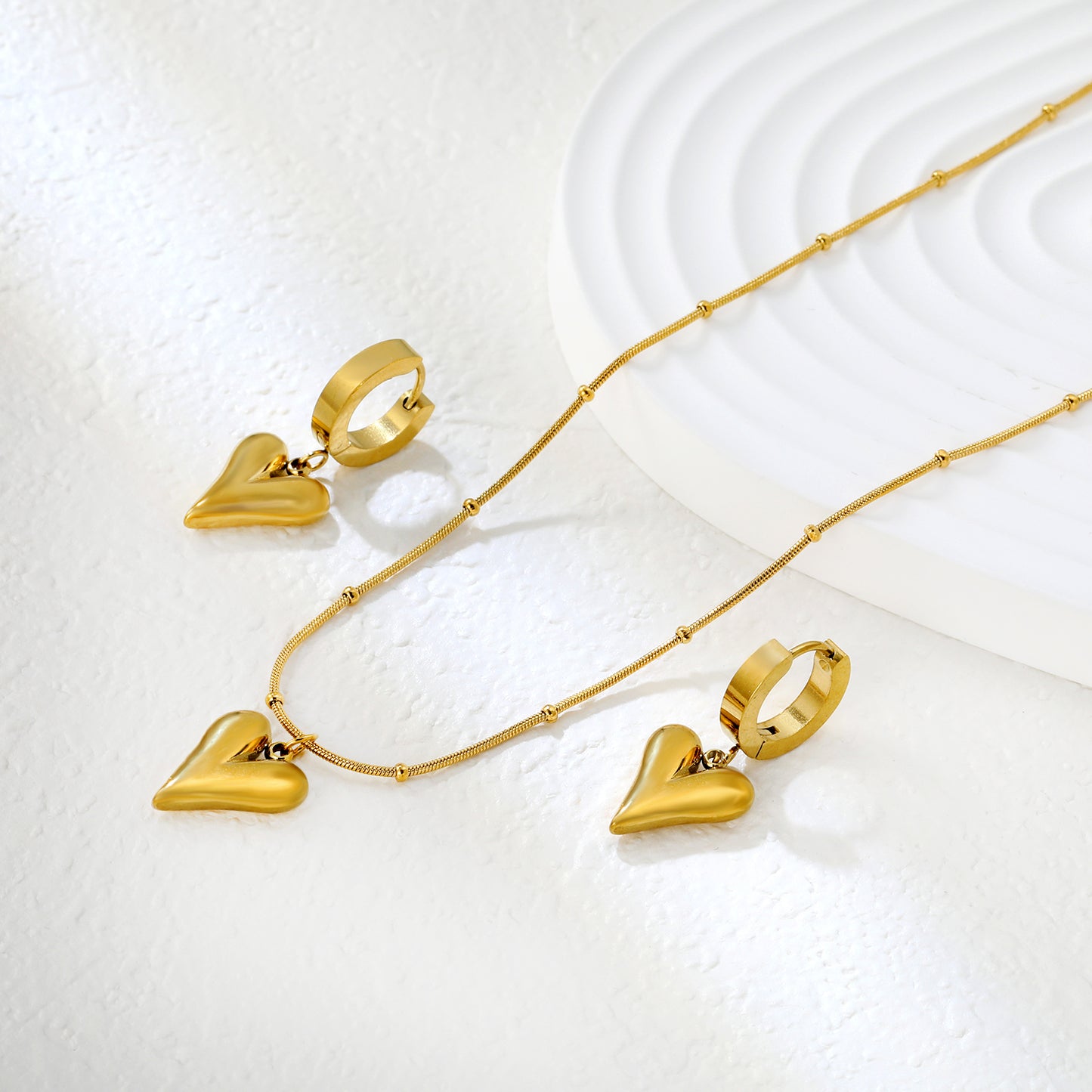 Stainless Steel Gold Pointed Heart Set & Round Snake Chain Jewelry Supplier