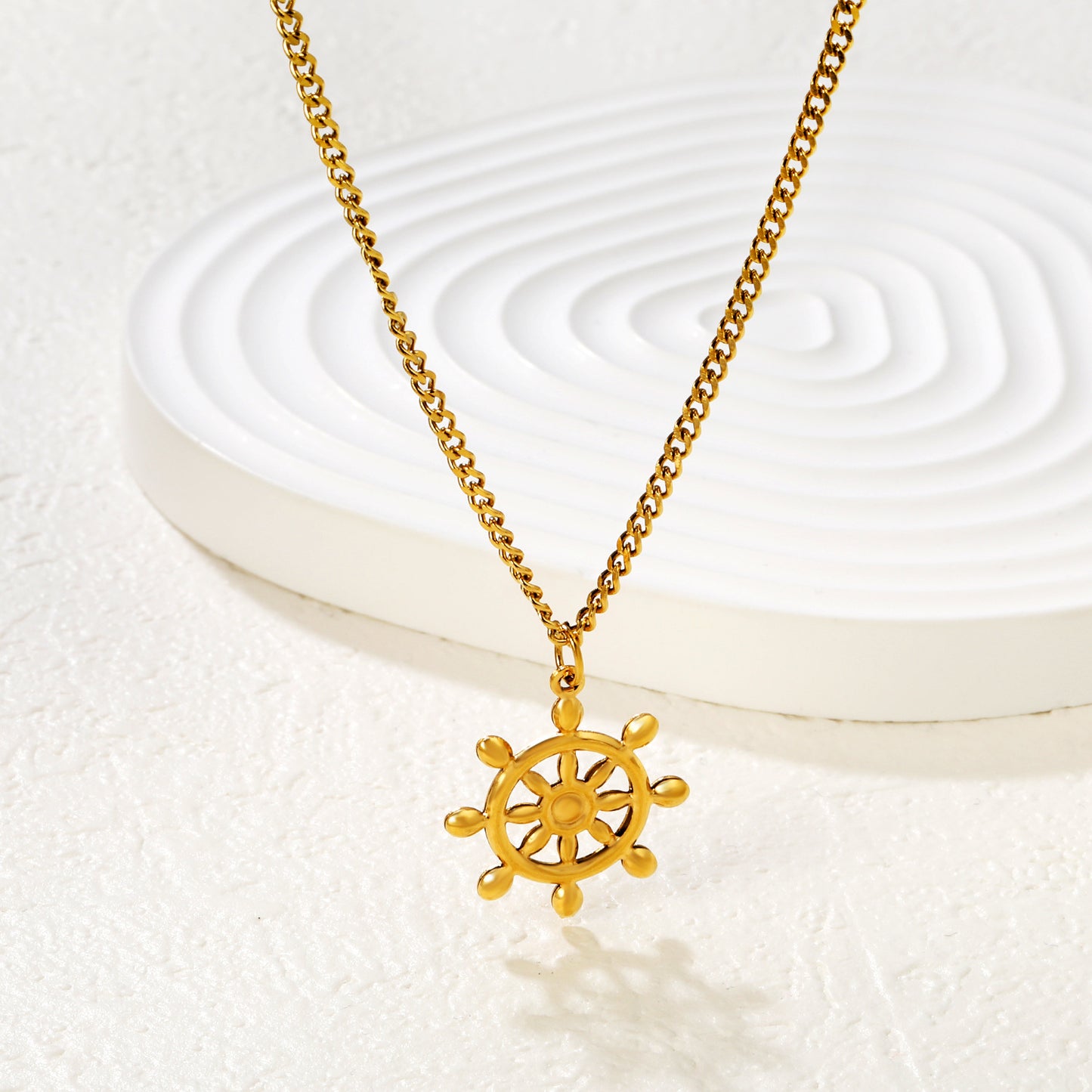 Wholesale Waterproof PVD Gold Sculpted Nautical Rudder Necklace