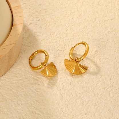Wholesale Waterproof PVD Gold Retro Fan Radial Texture Earrings