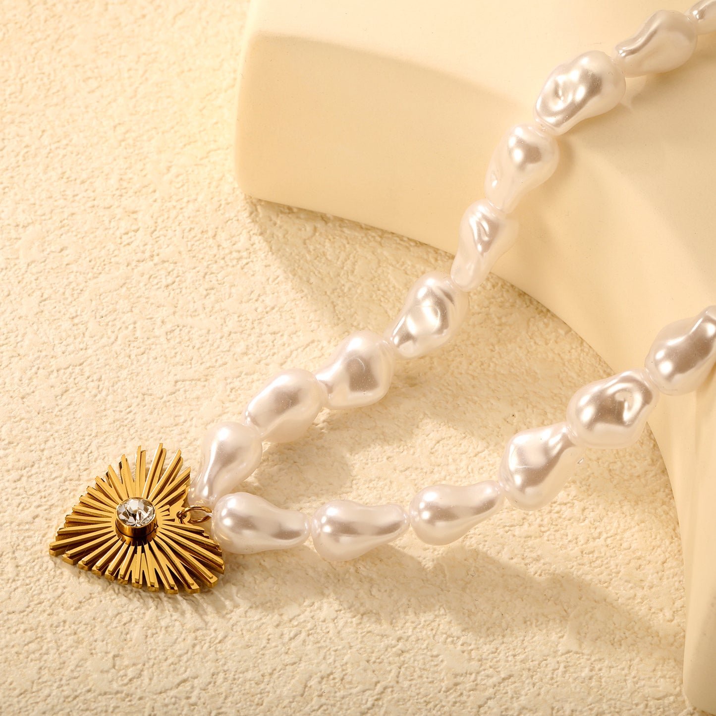 Waterproof 304L Stainless Steel Gold Heart Pearl Necklace