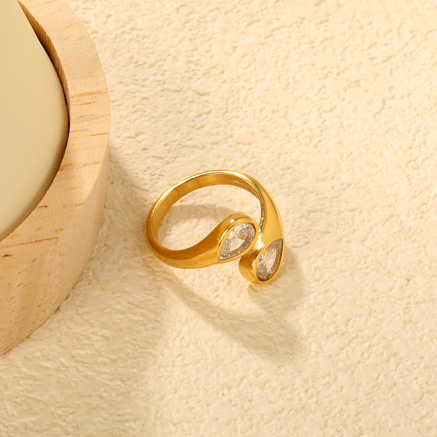 Minimalist Pear-Cut Zircon S-Ring Stainless Steel Waterproof