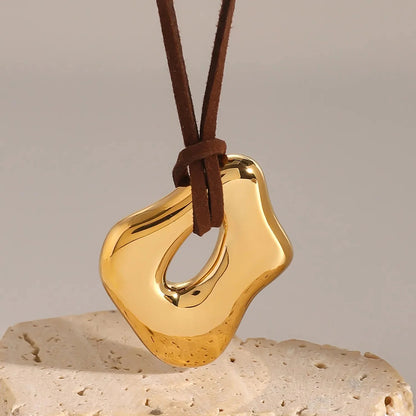 Wholesale Waterproof Leather Cord Sculpted Fluid Gold Nugget Necklace
