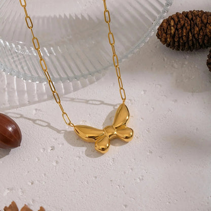 Wholesale Waterproof PVD Gold Sculpted Butterfly Paperclip Necklace
