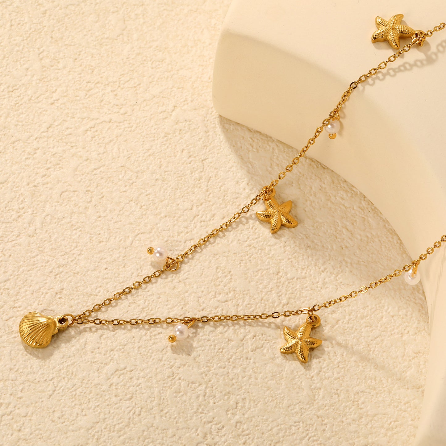 Wholesale Waterproof PVD Gold Butterfly Charm Dainty Necklace