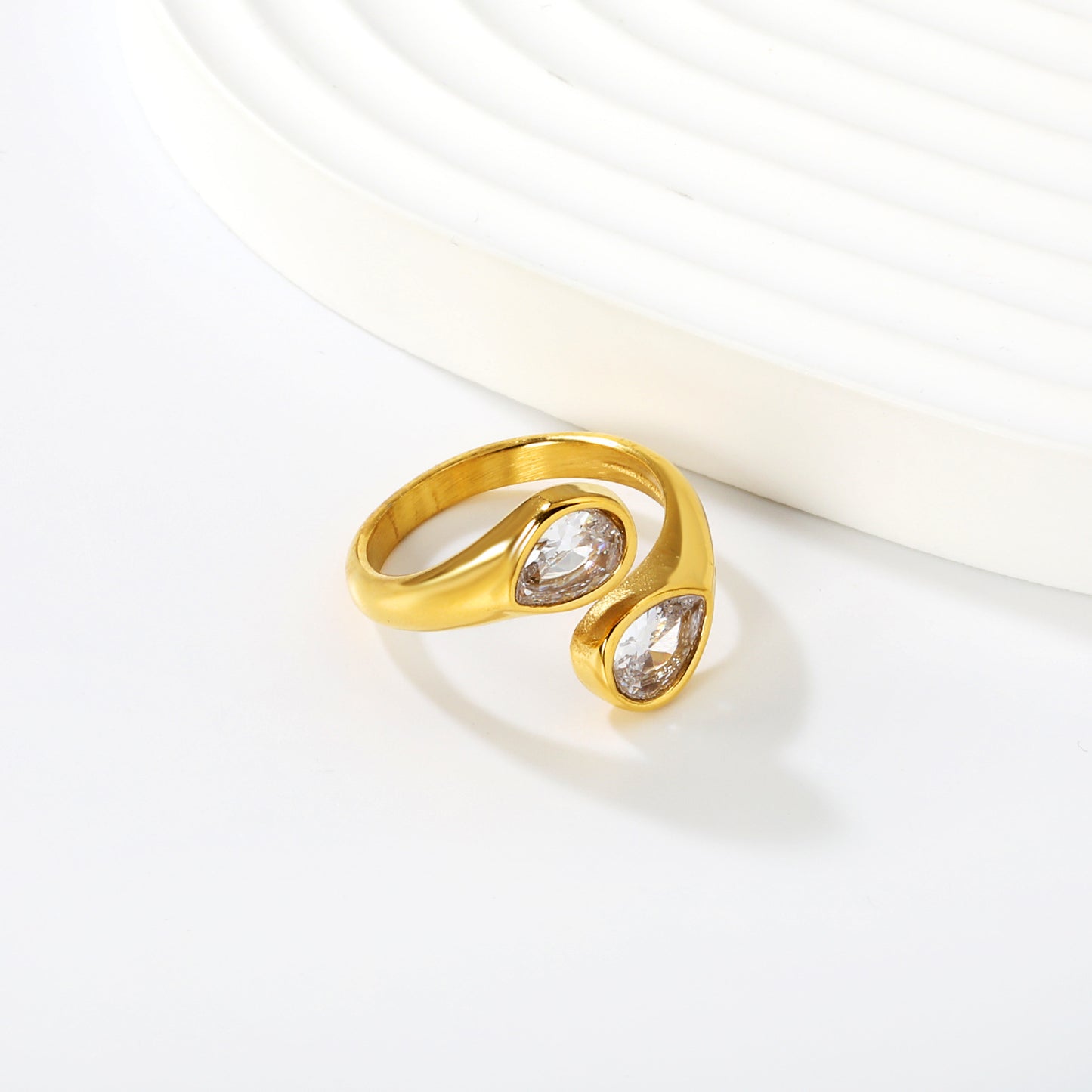 Minimalist Pear-Cut Zircon S-Ring Stainless Steel Waterproof