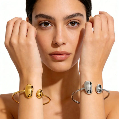 Wholesale Waterproof PVD Gold/Silver Sculpted Asymmetric Dual-Bean Bangle