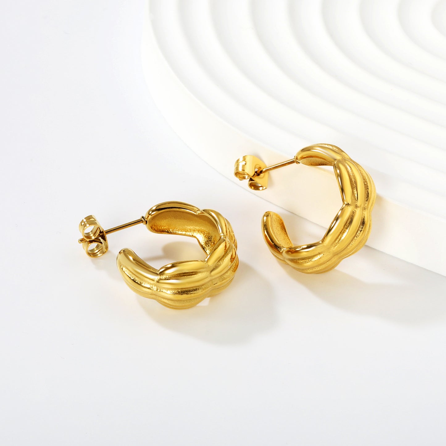 Retro Modernist Twisted Texture C-Hoop Earrings Stainless Steel Waterproof