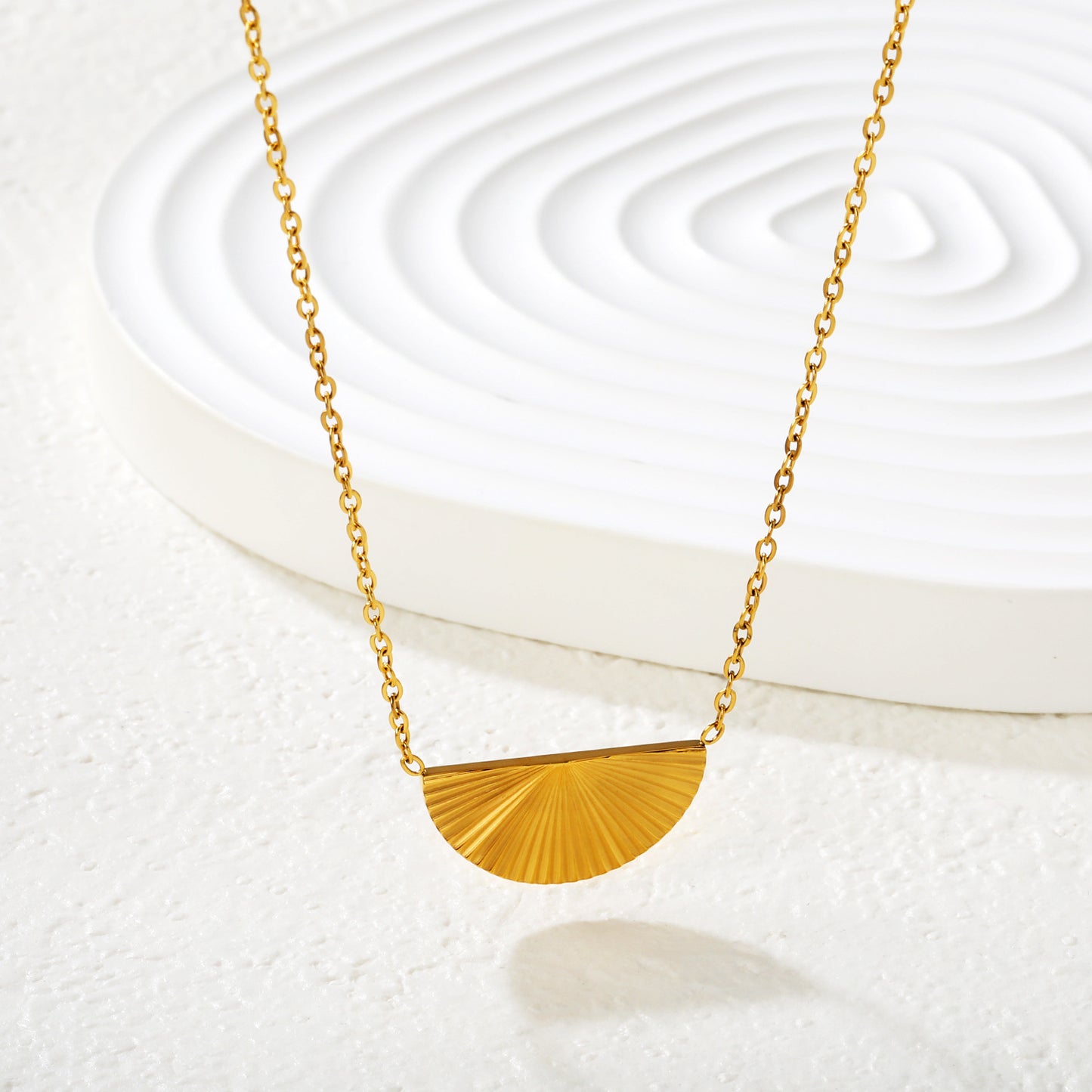 304L Stainless Steel Semicircle Pendant Necklace Bulk Price