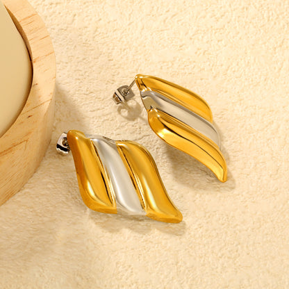 Wholesale Waterproof Two-Tone Spiral Sculpted Fluid Stud Earrings