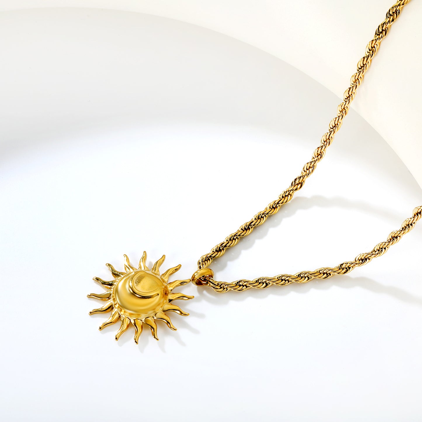 Bulk PVD Gold Sculpted Sun Smile Face Rope Chain Necklace