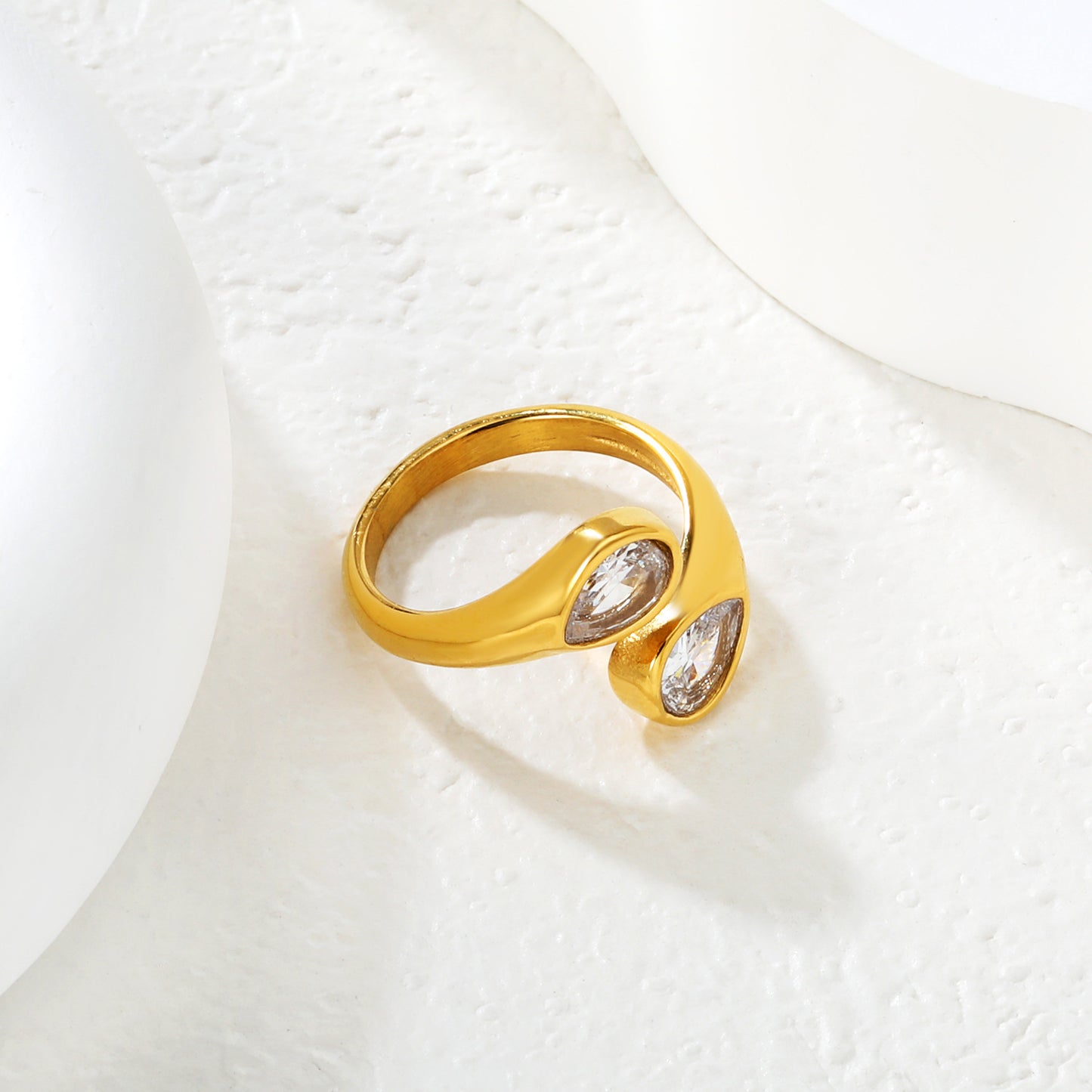 Minimalist Pear-Cut Zircon S-Ring Stainless Steel Waterproof