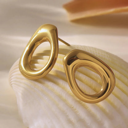 Wholesale Waterproof Antique PVD Gold Sculpted Teardrop Huggies