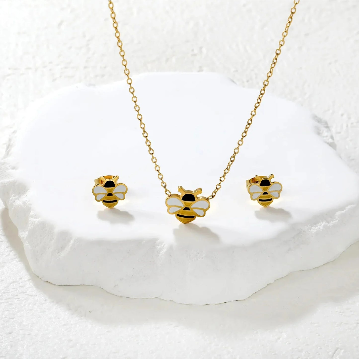 Factory Direct 304L Stainless Steel Bee Jewelry Set Hypoallergenic Necklace & Earrings