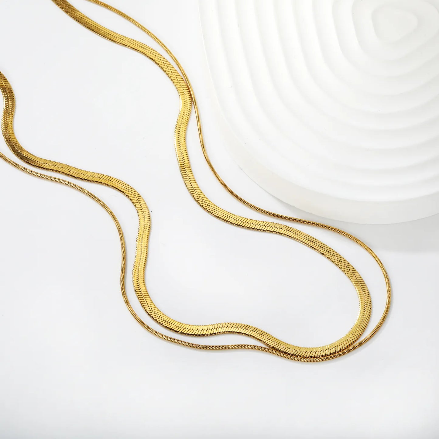 Wholesale Waterproof PVD Gold Sculpted Double Layer Snake Chain Set