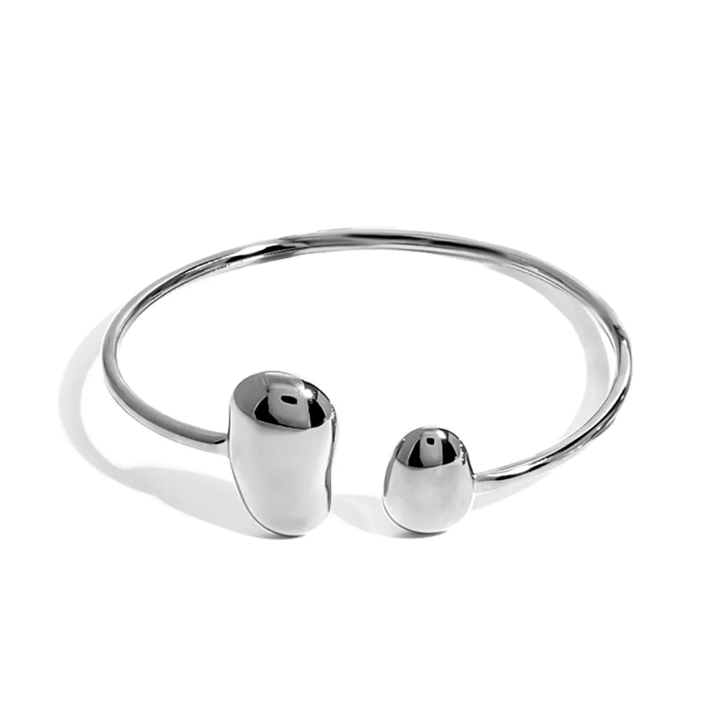 Wholesale Waterproof PVD Gold/Silver Sculpted Asymmetric Dual-Bean Bangle