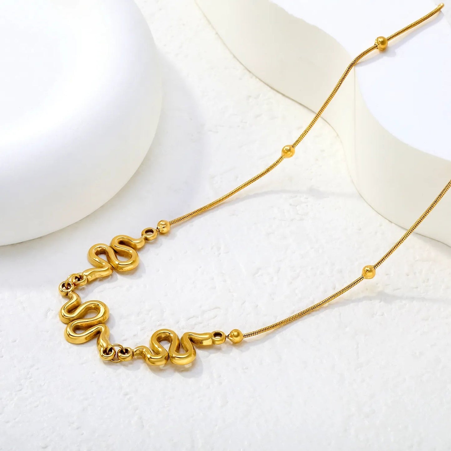 Bulk PVD Gold 12x20mm S-Shape Snake Pendant Necklace Supplier