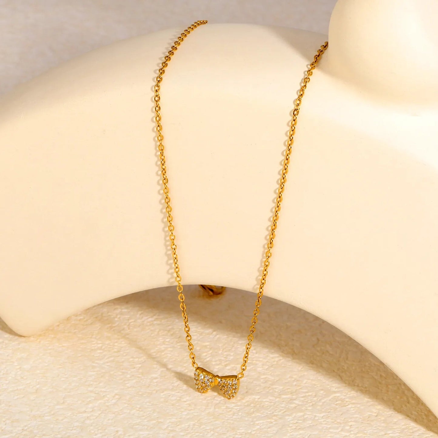 Bulk PVD Gold Stainless Steel 11x7mm Zircon Bow Necklace