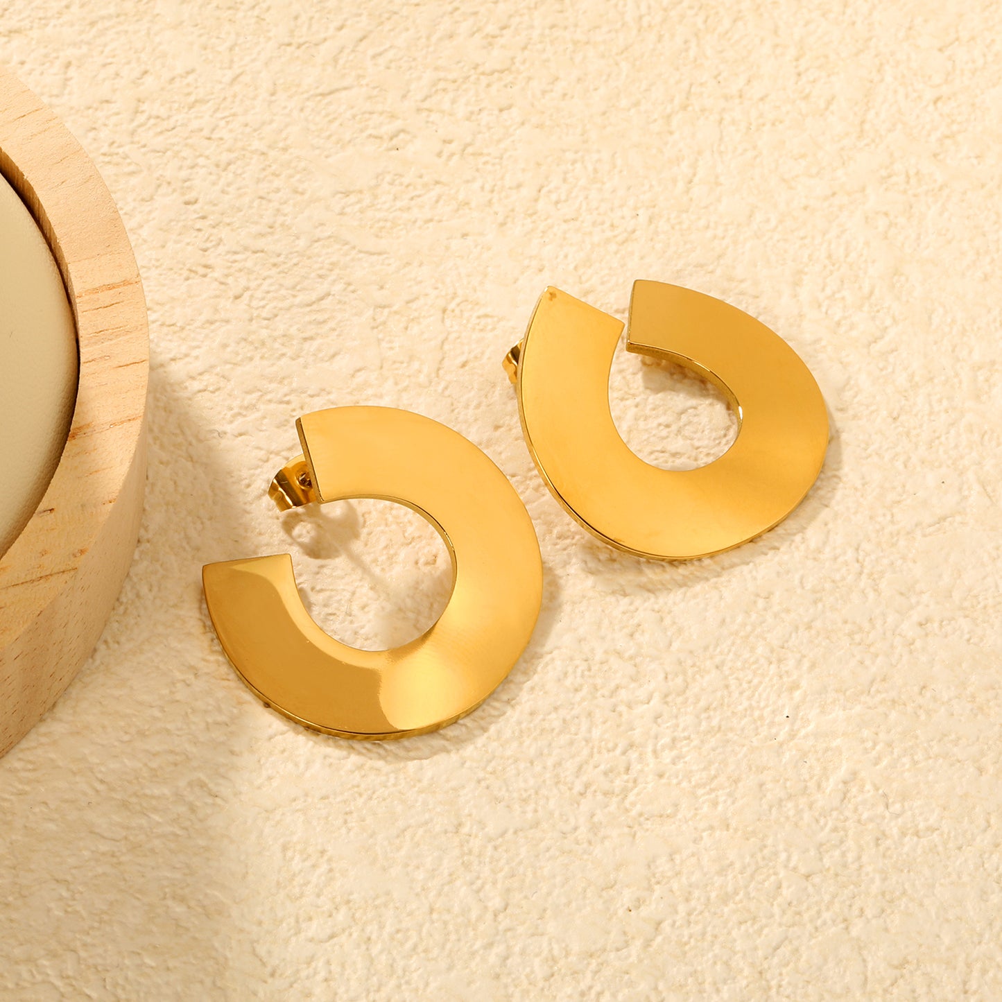 Bulk Waterproof PVD Gold Plated Wide Polished U Hoop Earrings